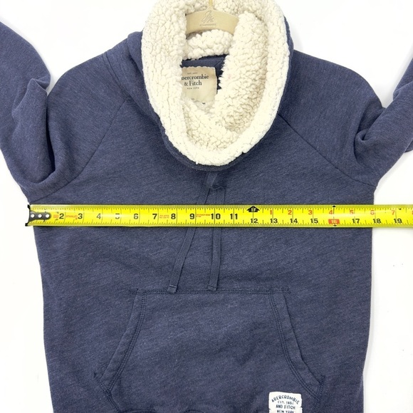Abercrombie Fitch Sweatshirt Womens XS Sherpa Funnel Neck Y2K Soft Lounge Comfy - Picture 8 of 10